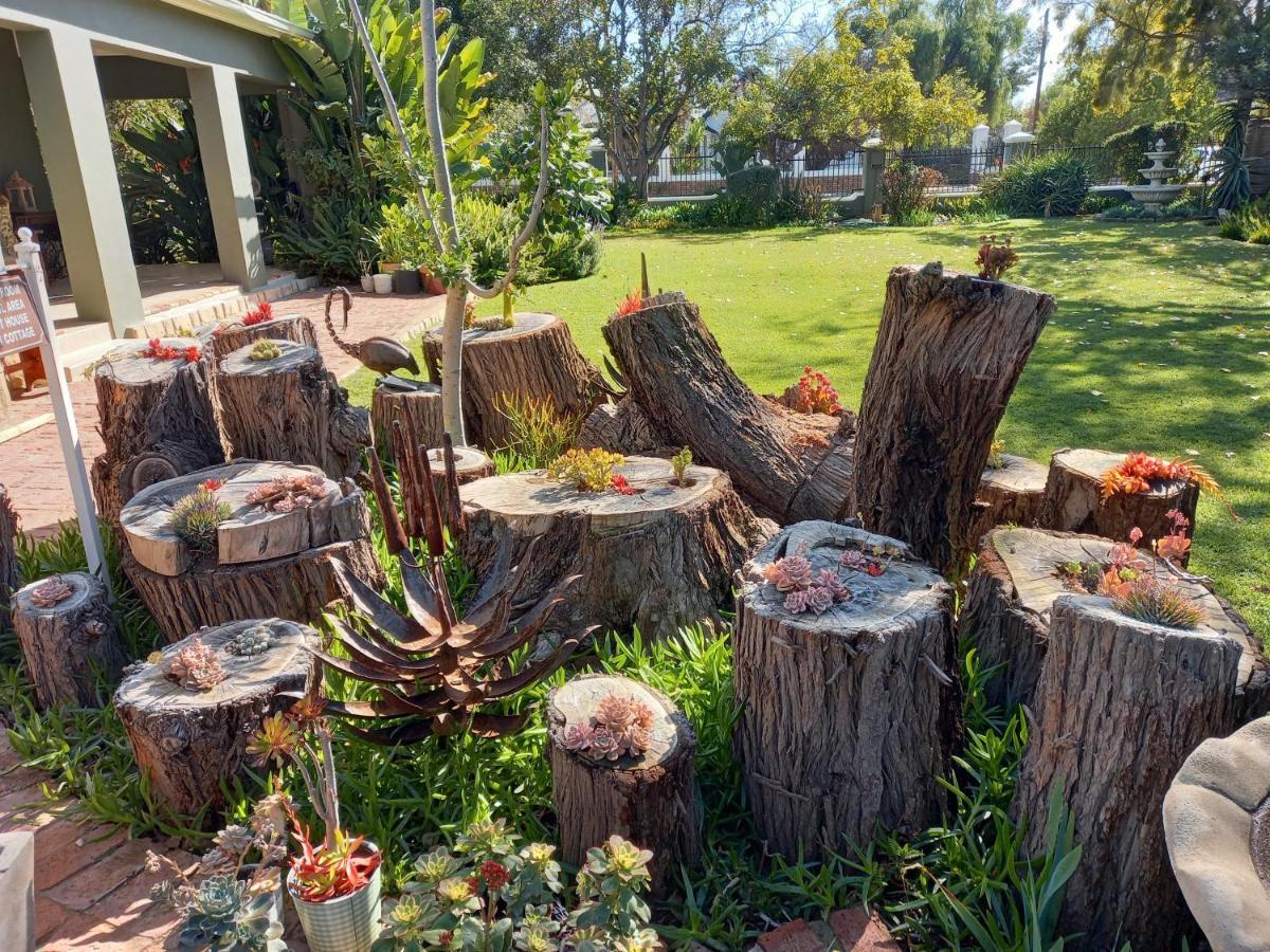 La Pension Guest House Oudtshoorn Exterior foto